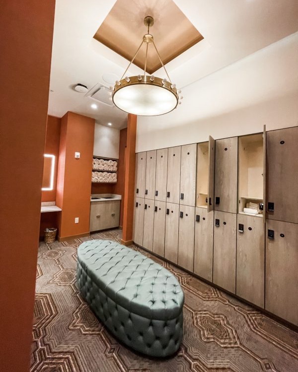 HollmanLockers's tweet image. Relaxation is in the details. Seamless lockers that keep the spa calm, clean, and unforgettable.
#SpaDesign #WellnessSpaces #HollmanLockers