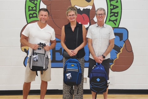 The OHF gives away 250 backpacks in Sylvan Lake. Special thanks to Lori and Greg Davidson and the Davidson Deck Party including their fab band, as well as all our incredible Sylvan Lake helpers who kindly delivered the backpacks to 10 different schools in the area. Well Done