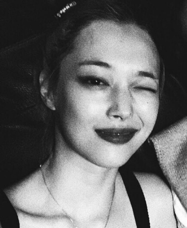 sulli smile bot🇵🇸 (@sullismilebot) on Twitter photo 