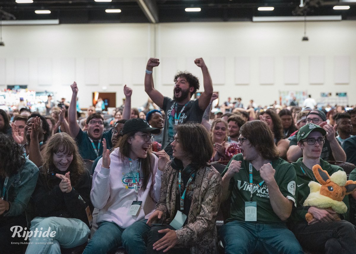 100+ Minecart requires level of emotion. 

Steve dittos can be fun to watch :)

📸 <a href="/emmy1984_/">‎˚₊‧꒰ა emmy ‎໒꒱ ‧₊˚</a>