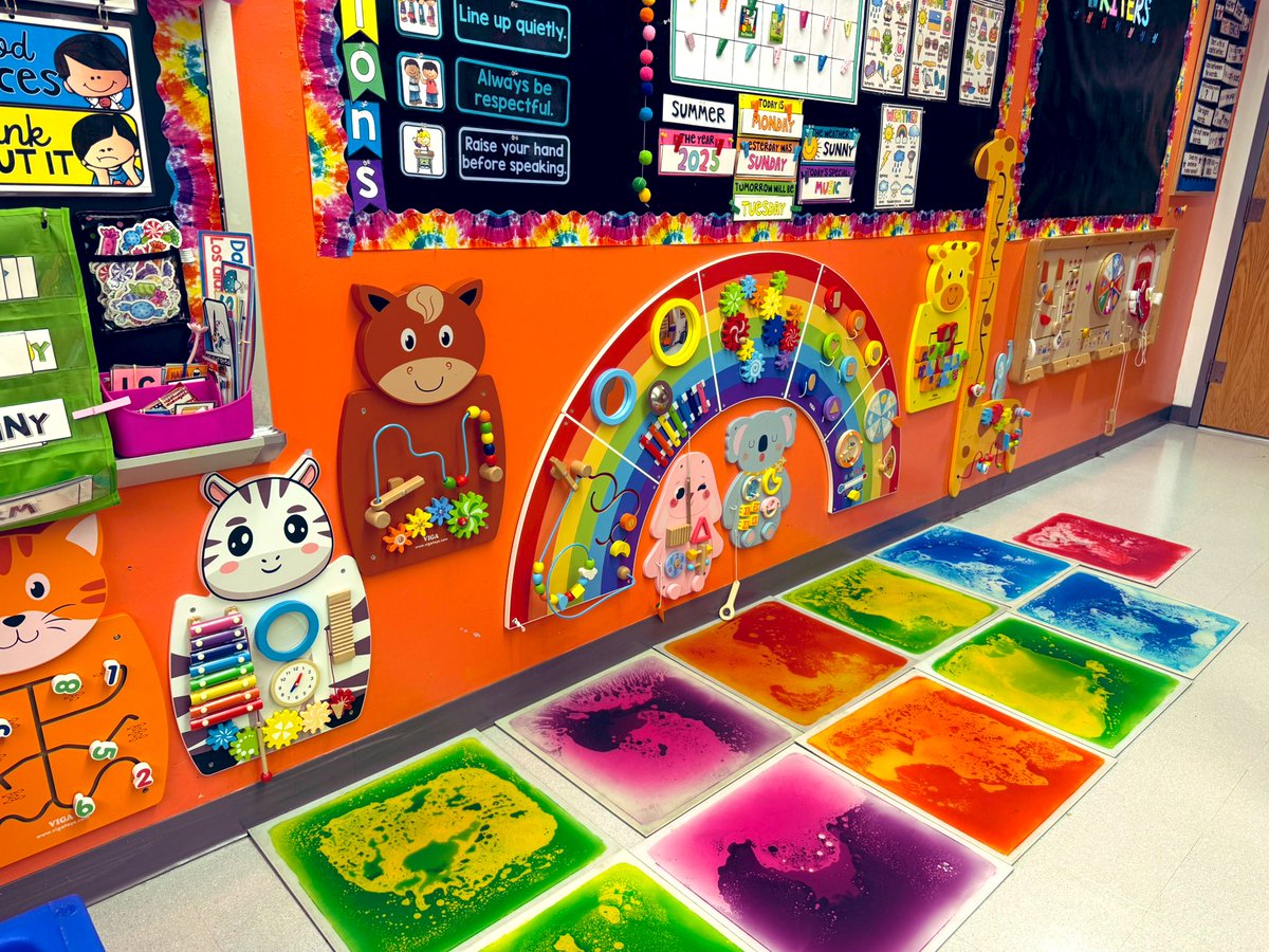 msv430's tweet image. We love our classroom. This is one side of our sensory wall. So soothing and so much fun! 🤩 

#autism #specialneeds #clearthelist 

Classroom: amazon.com/hz/wishlist/ls…