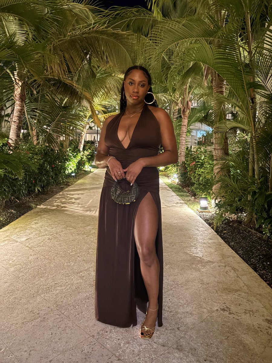 AP♠️ tweet media