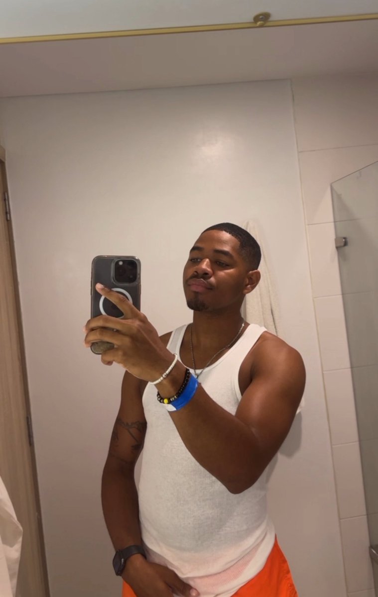 trespapi's tweet image.