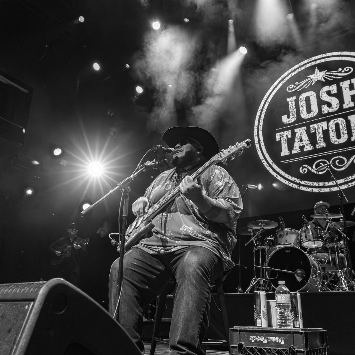 #icymi <a href="/joshtatofimusic/">Josh SMITH | MidnightNtwrk Team</a> showed why Vegas is the 9th Island this past weekend. 🌴 

📸 <a href="/c/">c</a>.hillmedia