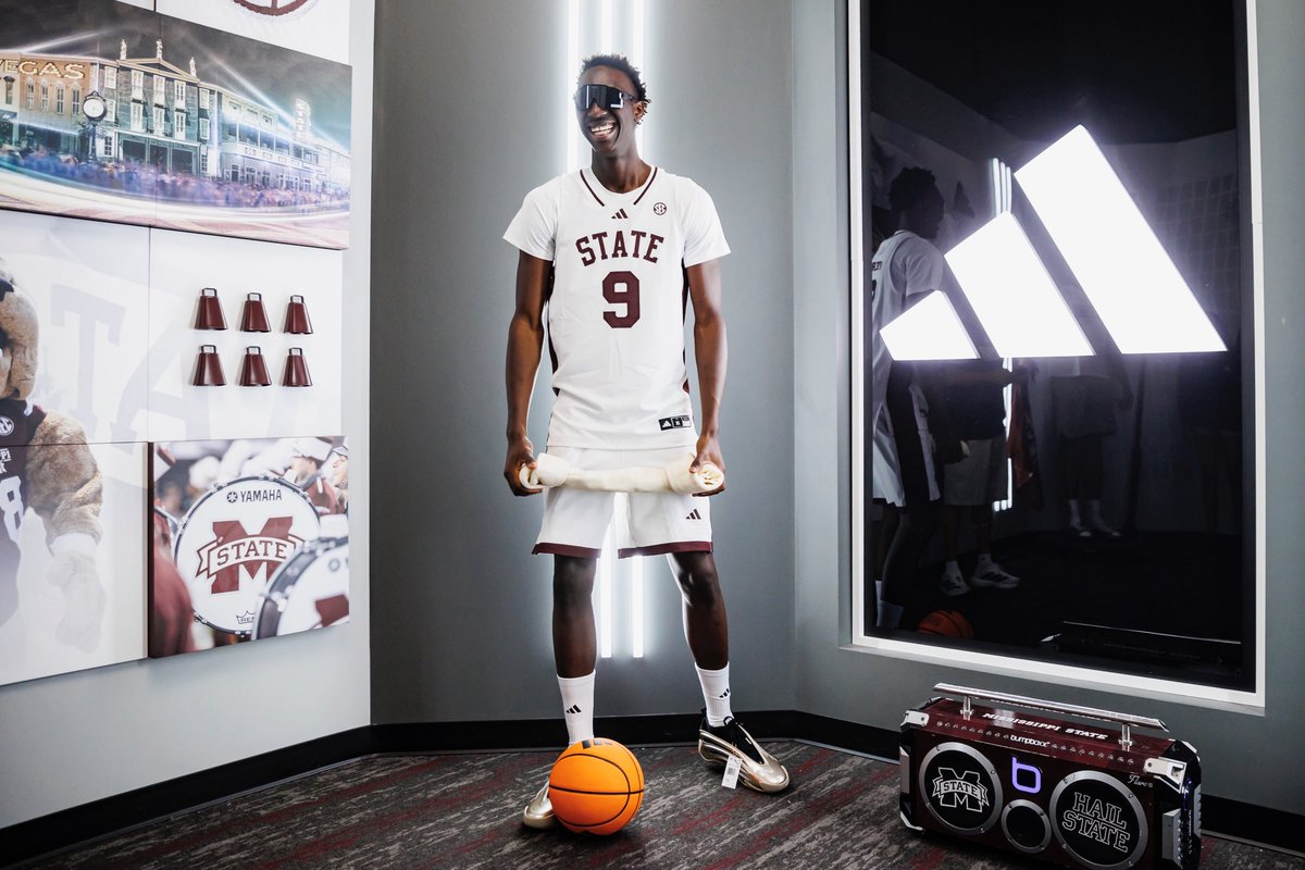 Go..Bulldogs 🐶🐶⁉️#notcommitted