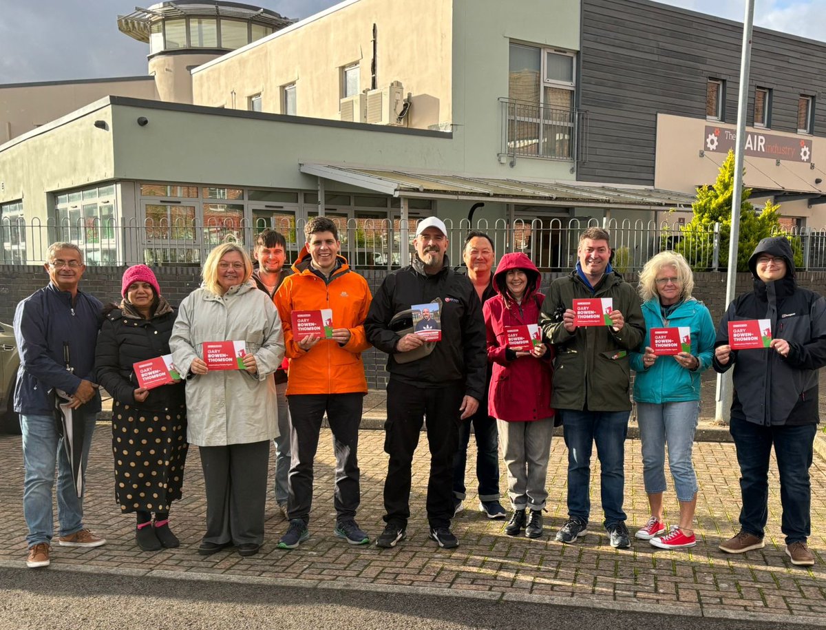 Another good evening out speaking to residents in #trowbridge #stmellons  for <a href="/WelshLabour/">Welsh Labour</a> candidate Gary Bowen Thomson

We started the by-election in a heatwave. The weather's changed but the candidate who'll best stand up for residents hasn't: vote for Gary &amp; Labour on Thursday