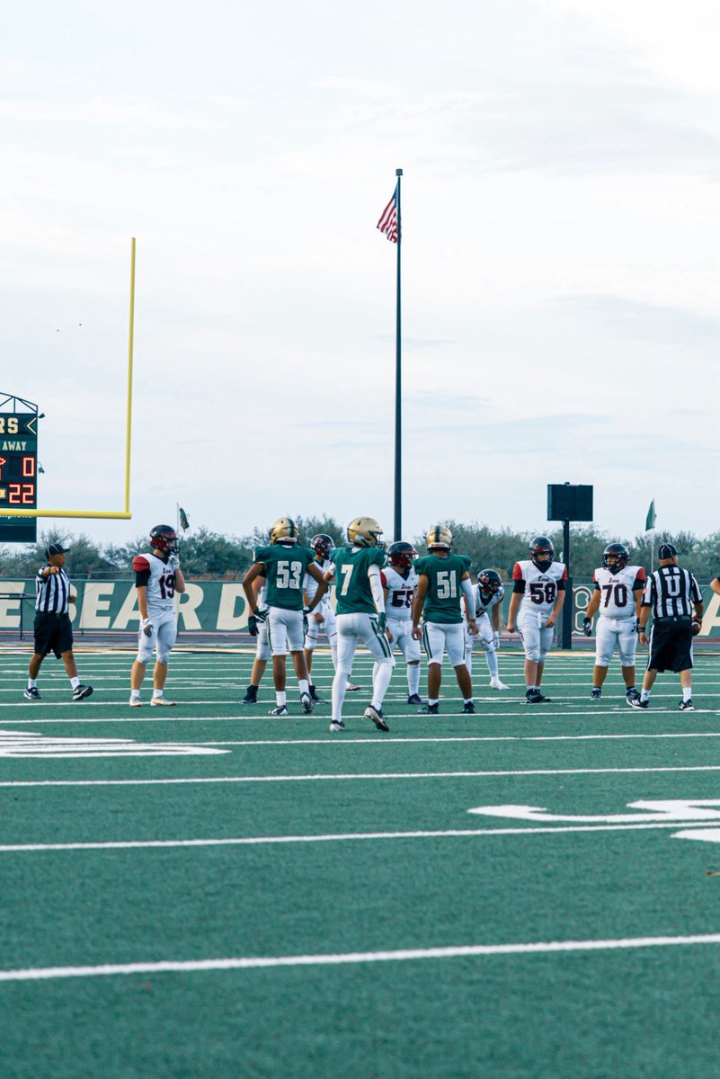 Weeks 1-2 highlights:
2-0!!
hudl.com/v/2SfTEs
hudl.com/v/2SfwUm

<a href="/bashagridiron/">Basha Gridiron</a> 
<a href="/BashaAthletics/">Basha HS Athletics</a> 
<a href="/Coach_Guzman/">Brandon Guzman</a>