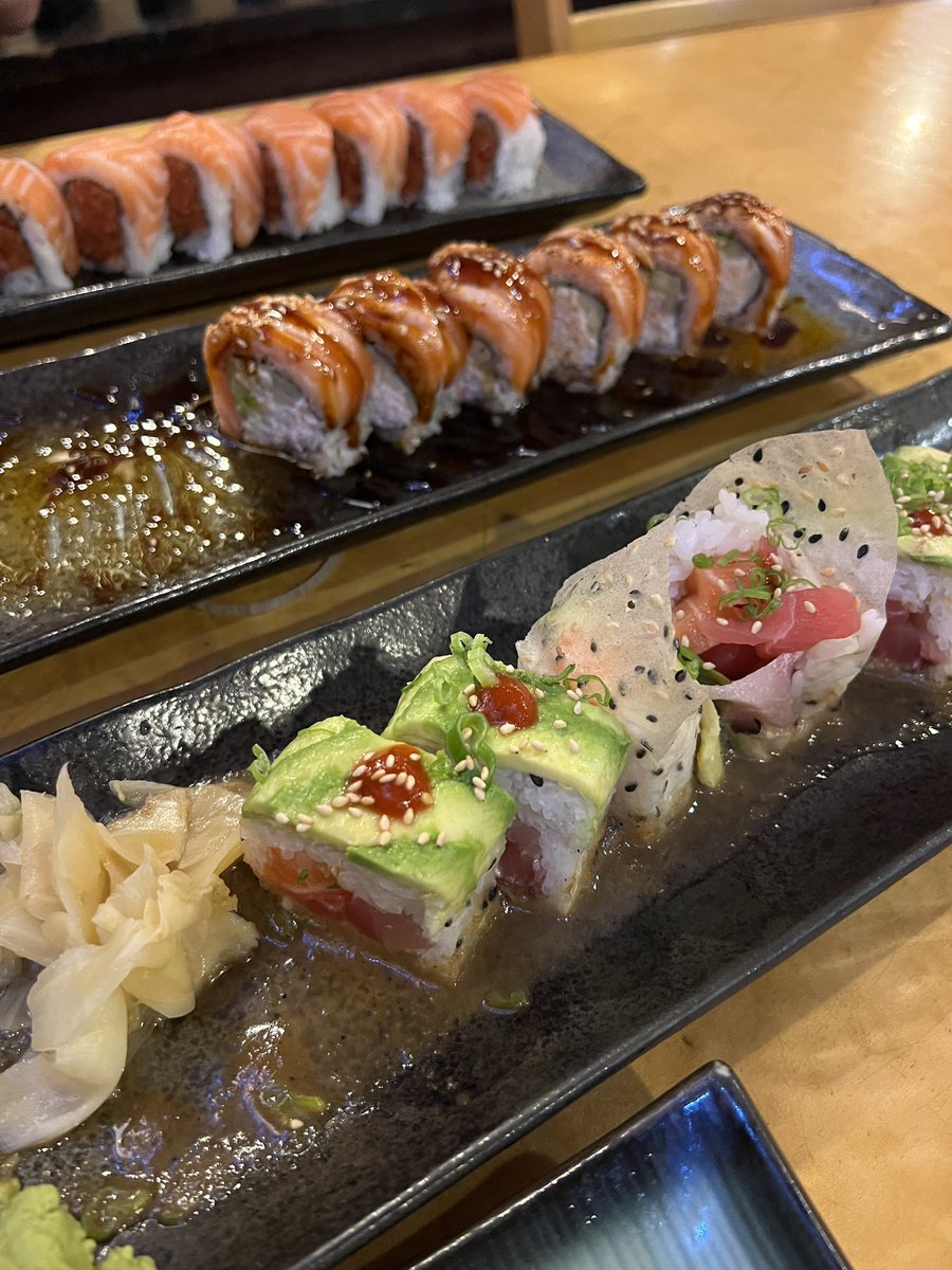 llllazuli's tweet photo. sushi https://t.co/Hxea8zCBSy