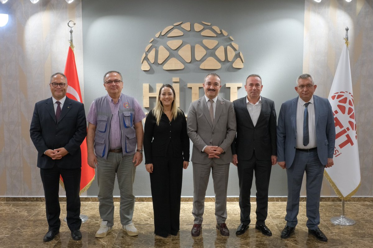 ÇOSİAD Başkan Yardımcısı Bülent Özdoğan, OSB Bölge Müdürü Özden Özgür Yalçın ve beraberindeki heyet ile başta ihtisaslaşma alanımızdaki çalışmalar olmak üzere üniversite-sanayi işbirliği bağlamında TTO A.Ş ve Çorum Teknokent A.Ş. faaliyetleri üzerine görüştük.