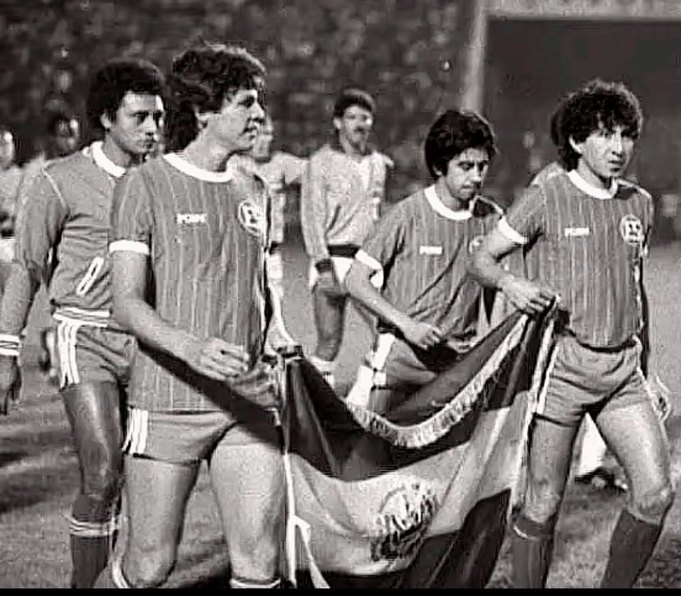 Selección Nacional y El Salvador: Jaime, Jorge, Norberto y su servidor.