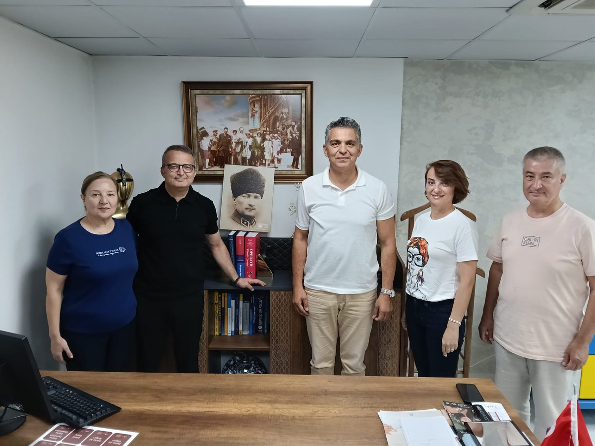 Her daim Derneğimize desteğini ihmal etmeyen değerli  üyemiz Plastik Rekonstrüktif Ve Estetik Cerrahı Op. Dr. Esabil Yüksel’e içten teşekkürlerimizi sunarız.