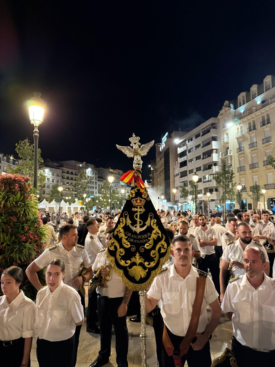 bandagranpoder's tweet image. Preparados para acompañar a la Patrona, con nuestra ofrenda floral y musical @AngustiasGr