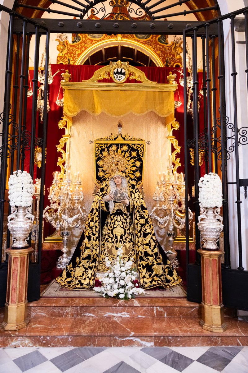 Sramayordolor's tweet photo. 📸 JUNTA DE GOBIERNO | Tras la Solemne Eucaristía de ayer, nuestra Mayordomía juró en la nueva junta de gobierno de la Hermandad Sacramental y asumiendo oficialmente nuestros cargos para el periodo 2025–2029.

#CofradiasMLG #RCFusionadas https://t.co/HBIFhqxwz0