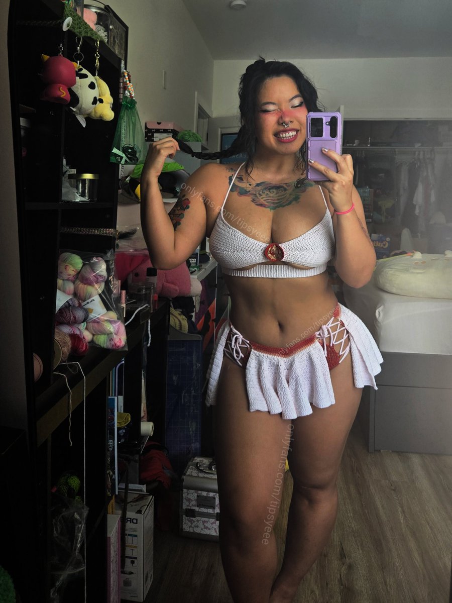 tipsyeee's tweet photo. Just me and my crocheted ty lee cosplay against the world 💖 https://t.co/Pab3HNmPE6