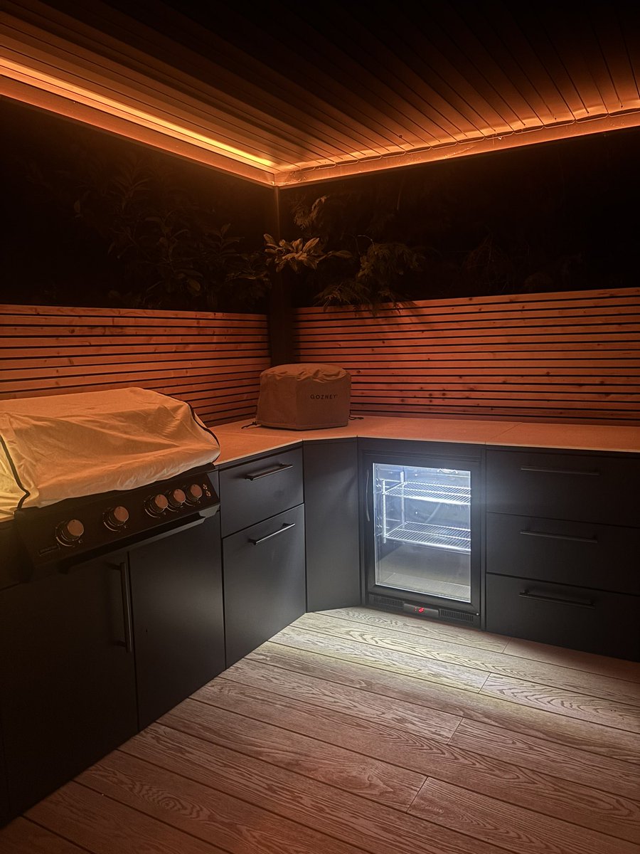 AdamHODL's tweet image. Three long ass months later, but finally completed garden reno.
All paid for using crypto on @CryptoCartCC.
44lbs lighter
Will drop a giga thread very shortly with week by week progress. No platform in the space like it, send it to the billions.