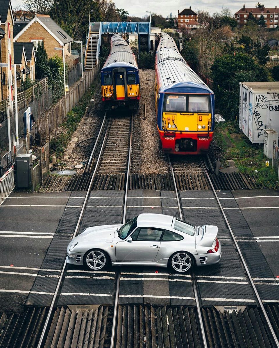 VINTAGE (@carsighting) on Twitter photo 