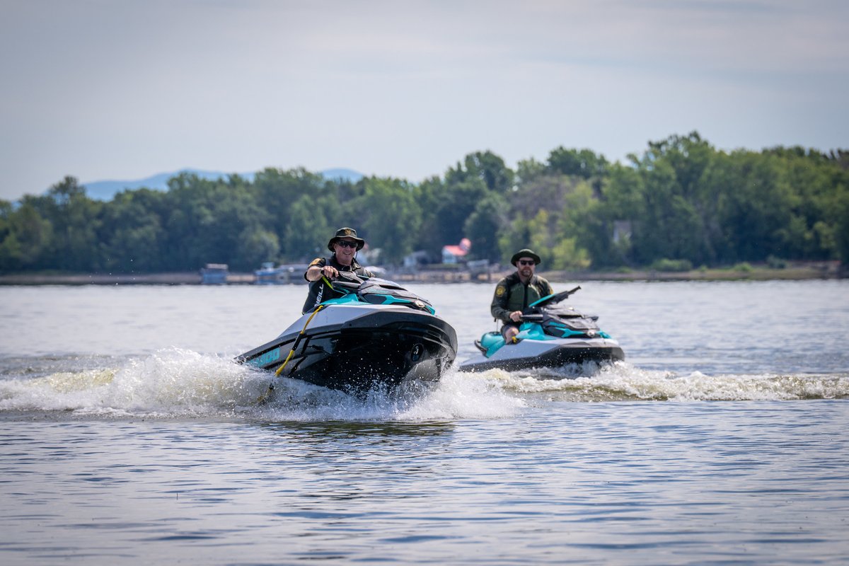 CBP doesn't only secure the southern border, our northern border with Canada is also secured 24/7. The terrain is much different, but we are prepared, equipped, and on the go for any situation.

Learn more about our different locations: go.dhs.gov/ZG5