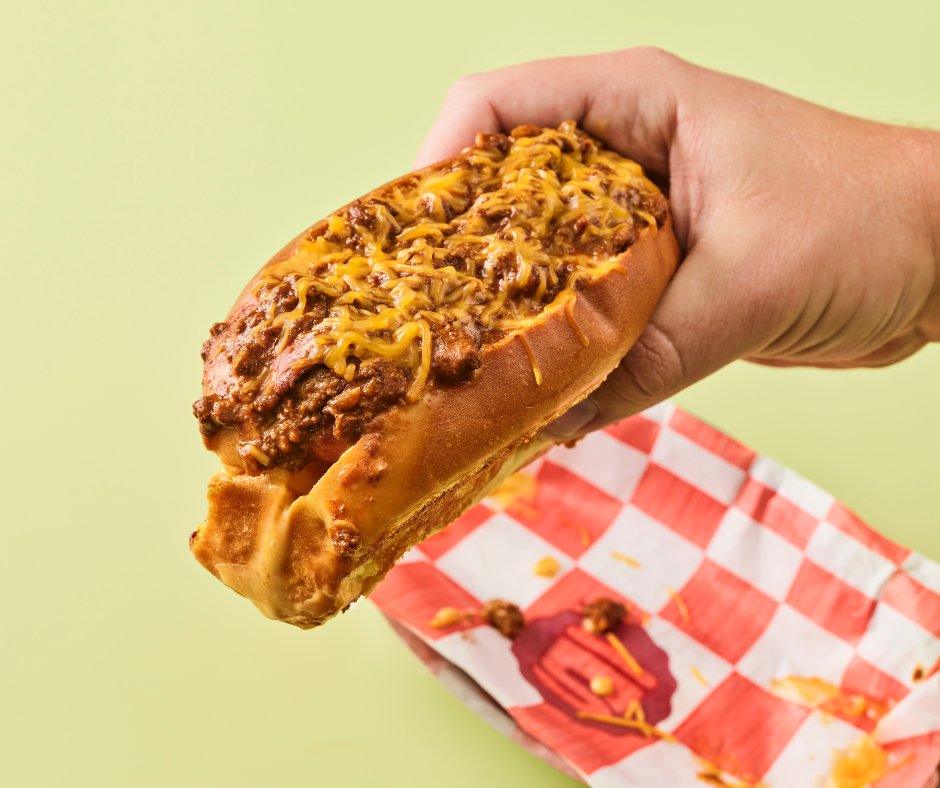 In the mood for some bold flavors? Our Chili Cheese Big Dog is calling your name! 🌶️✨