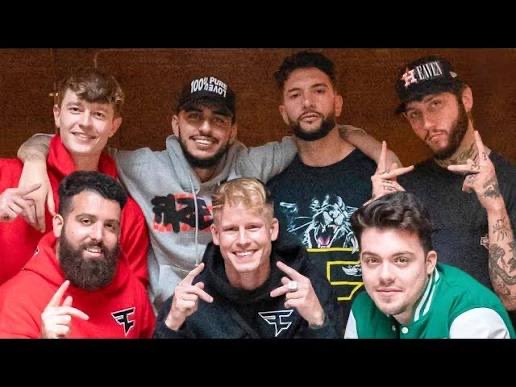 DylanSinnott's tweet photo. @FaZeClan Weird vibes. The empire built on the east coast, couldn’t survive the west coast. 

New Faze is fine, but on some boomer feels, this was a time and place that won’t be matched. https://t.co/JZV5Wlec1Y