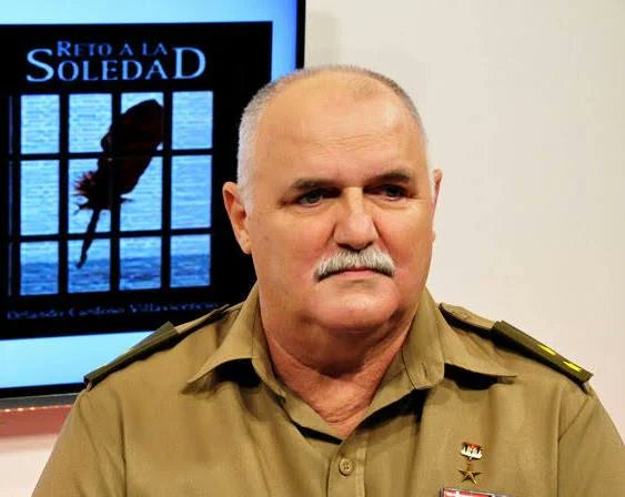 El 15 de septiembre de 1988, Orlando Cardoso Villavicencio regresó a la patria. Había cumplido más de una década de prisión en Somalia, donde sufrió lo indecible. Sin embargo, su dignidad y su fe en la Patria jamás fueron quebrantadas.
#SentirPinero #gemar #TransporteCuba