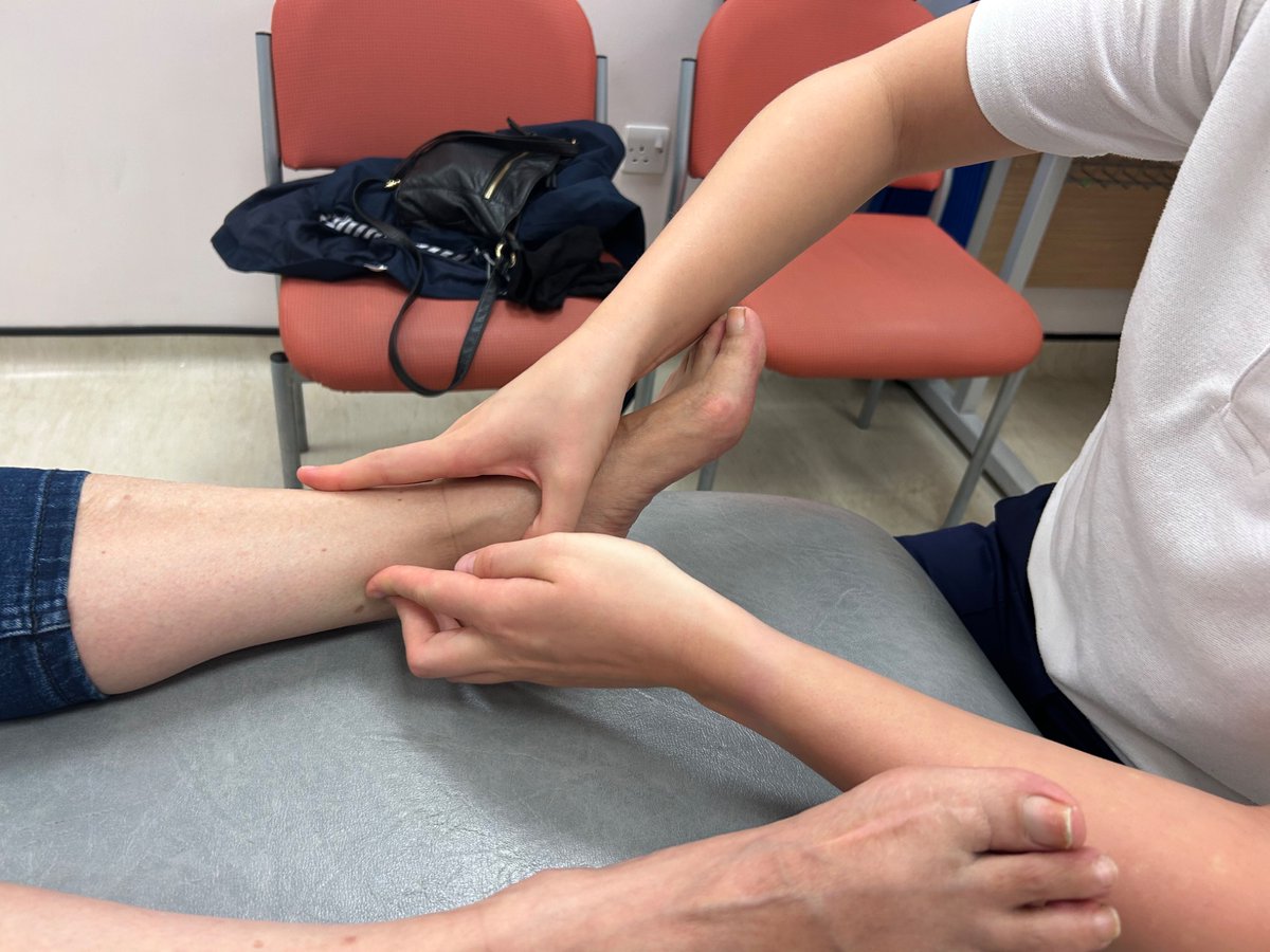 BTHPodMSKGait's tweet photo. Supporting Trista #UCLanPhysio #MScPhysio on placement today with @BTHPodMSKGait fine-tuning #footandankle Ax, palpation and testing skills.With consent ✅ https://t.co/TU6b41ggtX