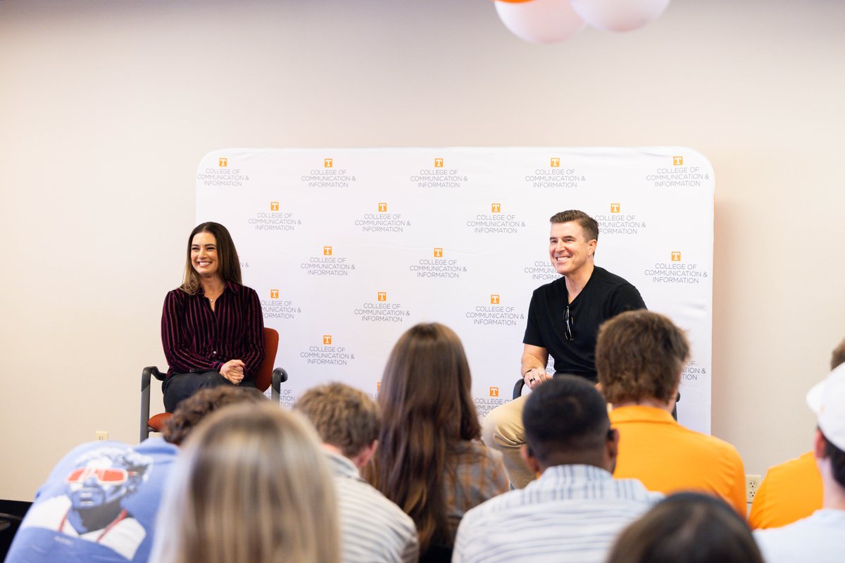 UTCCI's tweet image. What a great weekend with @CollegeGameDay on Rocky Top! Our students got a behind-the-scenes look at College GameDay with experiences like hearing industry insights from @ReceDavis and @JenLada to covering the live broadcast, working with @ESPNRadio, and more.