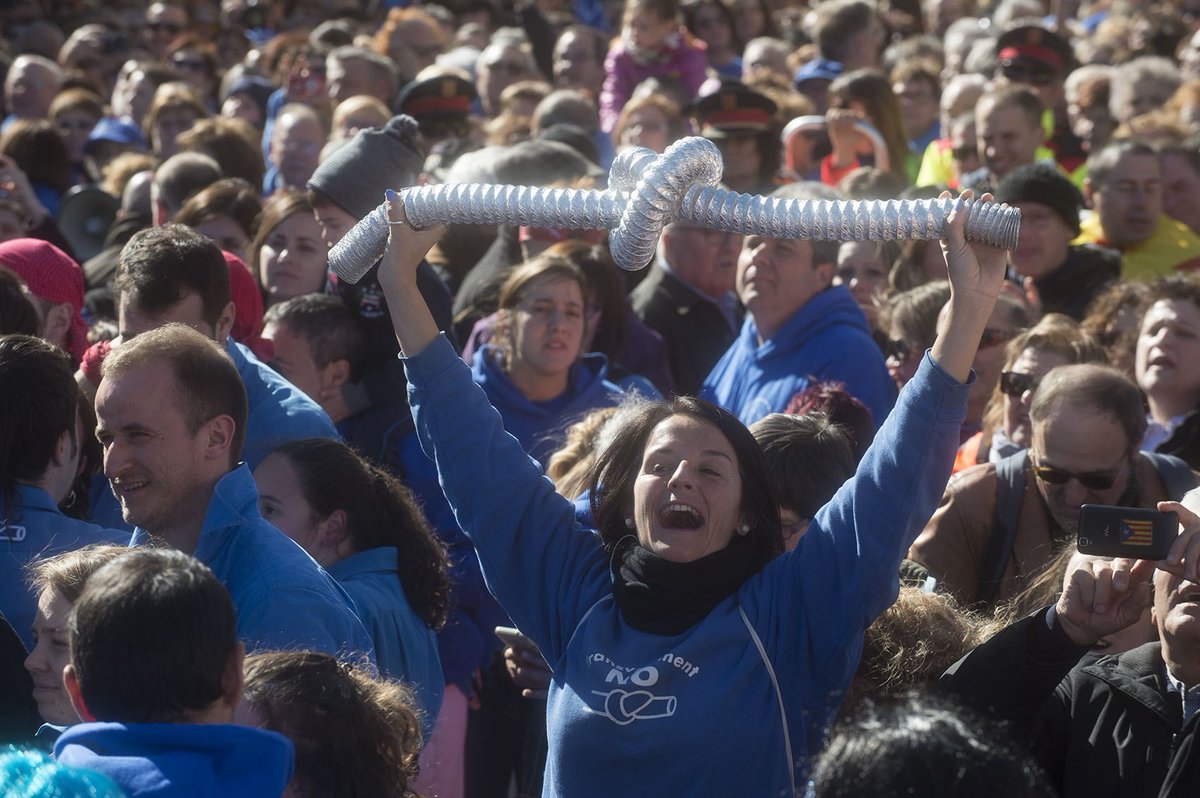 Un 15 de setembre de fa 25 anys naixia la la Plataforma en Defensa de l'Ebre, un miracle de lluita, unió i persistència. En conservo bons amics i una innegociable estima pel riu i el medi ambient. Fou un orgull ser-ne portaveu i créixer com a persona i activista.

#loriuesvida