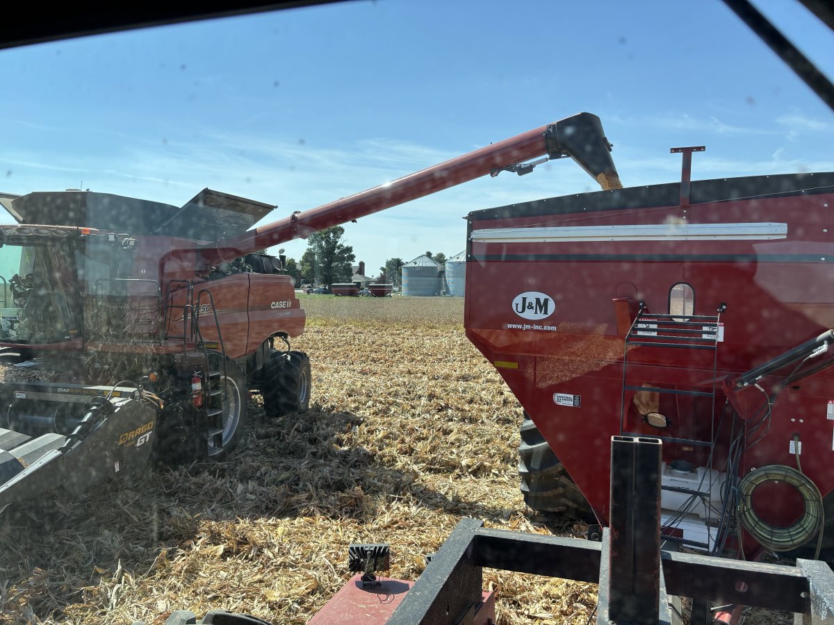 From the field in Logan County!! Happy Harvest!! 🌽