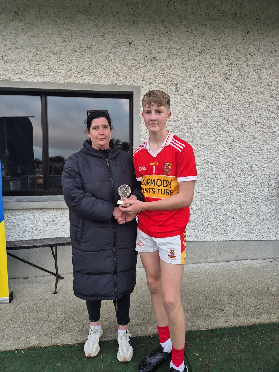 MidTipp_Coiste's tweet image. Congratulations to Moycarkey-Borris on winning the U17B hurling final today.  Man of the Match Evan Ned Cummins was presented with his award by sponsor Michelle McKelvey.   Captain Sean Maher received the cup from Chairman John Fahey along with Sponsor Martin Bourke of FRS Cahir.