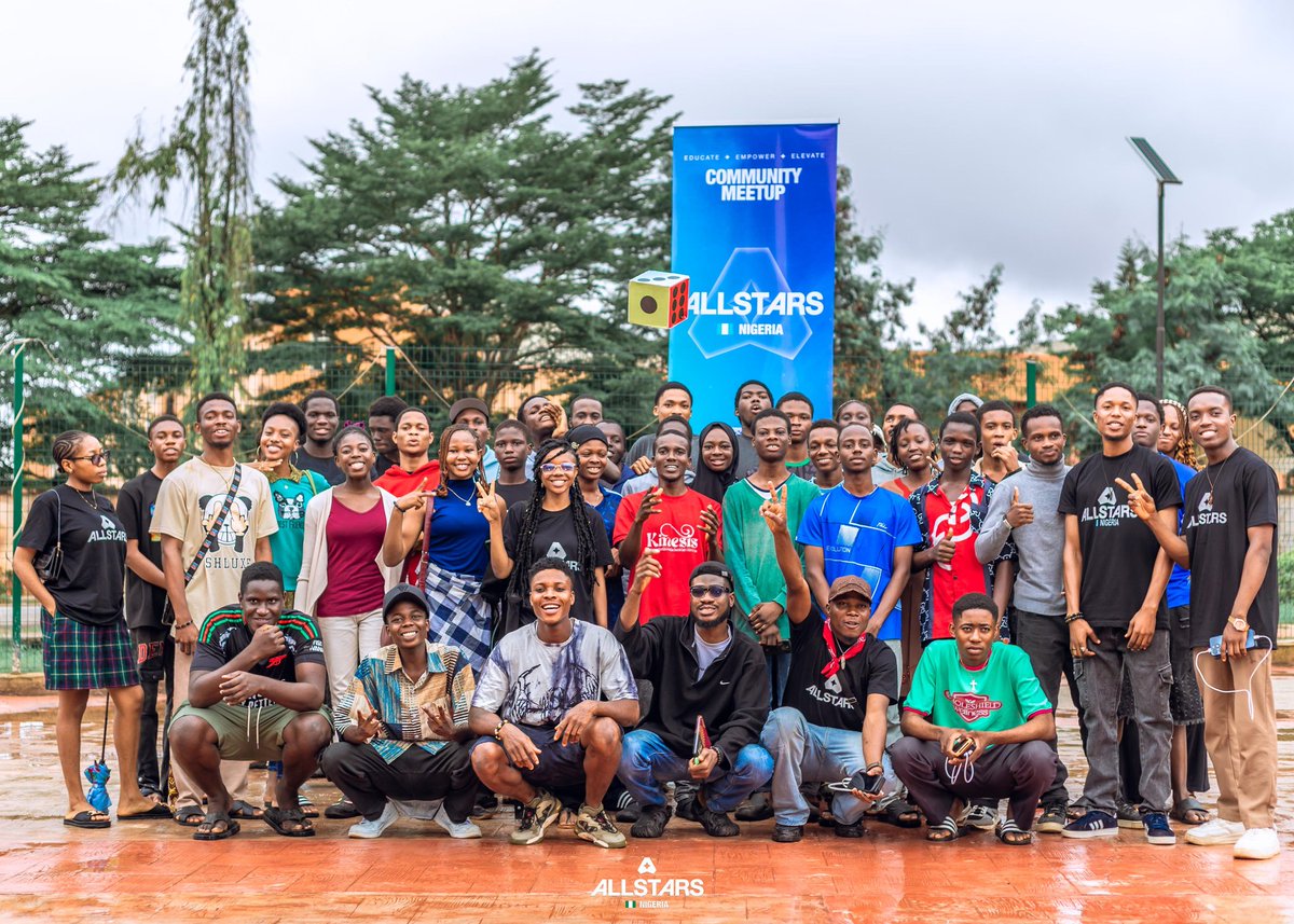 Amy_techie's tweet image. Meeting new people, learning new things, having that spike in adrenaline rush in my veins when I play is something I can&apos;t trade. @AllstarsNG made it possible and unforgettable.  From nostalgic games to games that kept me on my toes.
Big thanks to @Christ_Thels for the pictures.