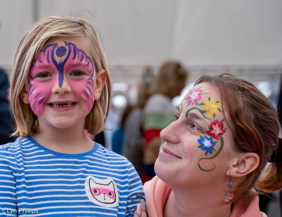 Enjoy stalls and vendors in the Place De St Maur, Bognor Regis over the festival weekend - this weekend - 20th &amp; 21st September.
Festival Markets*
southdownsfolkfest.co.uk