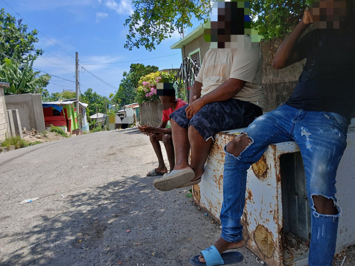 ItzzMell_ECC3's tweet photo. Walking through the community today, I was able to speak with parents and community members alike for #ECCCommunityFlex
@ECCJA
#12StandardsMatter https://t.co/cTdx3DLfmS