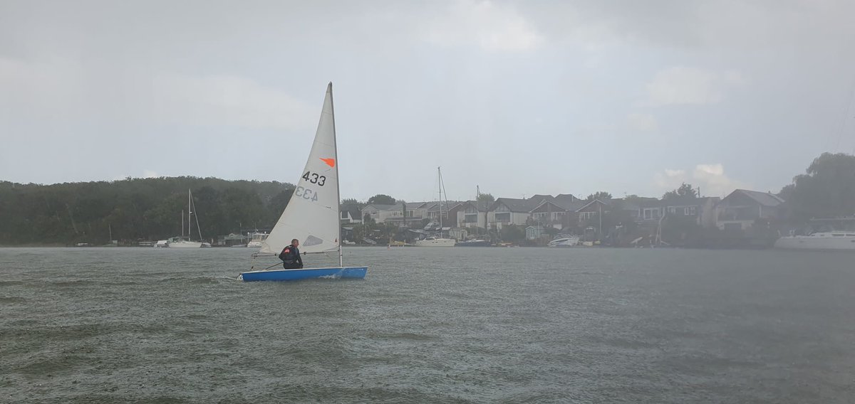 Eyott Sailing Club tweet media