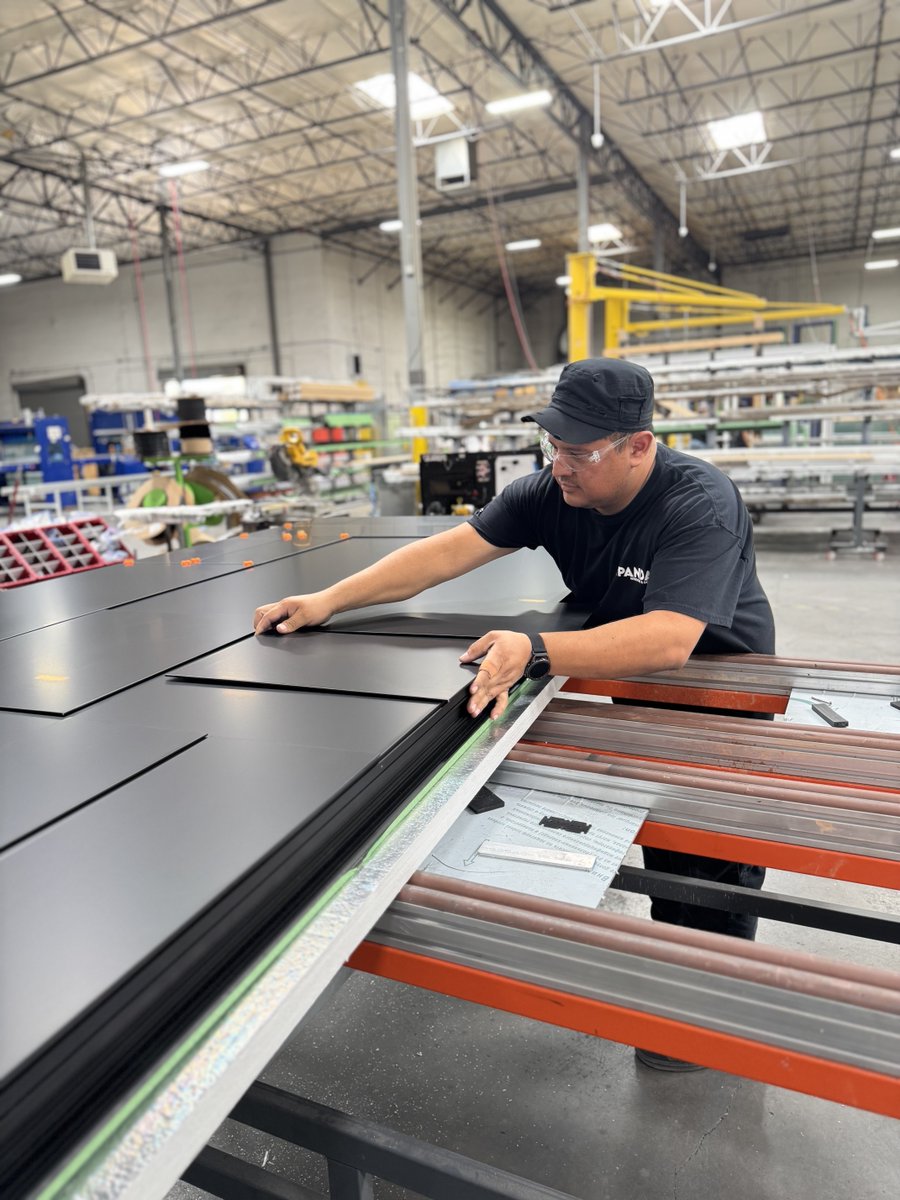 PandaWindows's tweet image. From design to reality - one precise cut at a time.
What&apos;s your next impossible project?
#MondayMotivation #ManufacturingLife #DetailsMatter #CraftedWithCare #CustomWork #BuildingDreams #pandawindowsanddoors