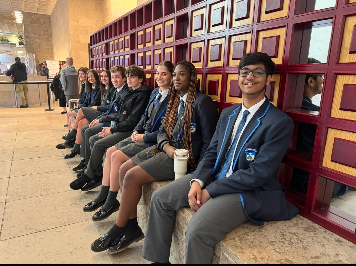 Last week our Advanced Higher Modern Studies pupils visited Glasgow Sheriff Court. They were a credit to <a href="/HolyroodSec/">Holyrood Secondary</a> as always. Thanks to Miss Cairney and Mr McLeod for accompanying them!