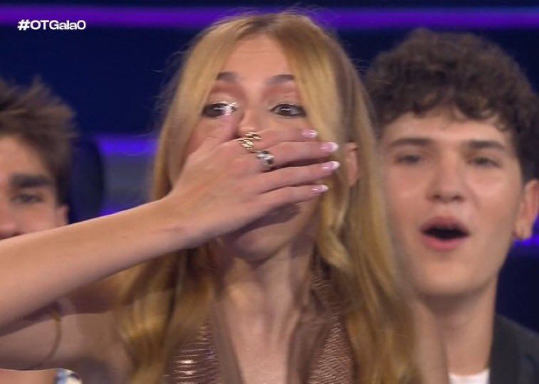 uwmohn's tweet photo. 4 de 9 MUJERES CON PASE DIRECTO

VIVAN LAS MUJERES HOSTIA
#OTGala0 https://t.co/p003w7ZQc2