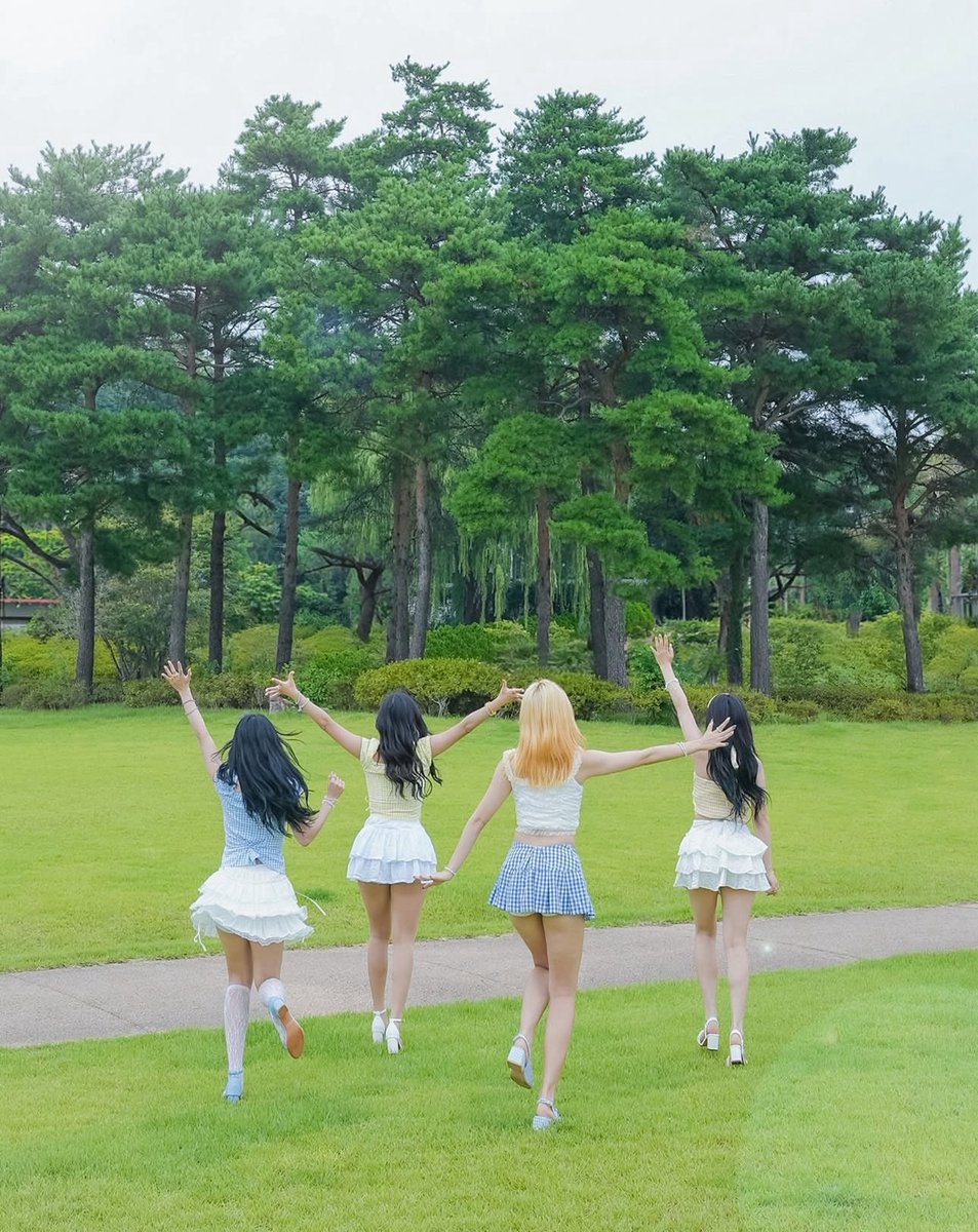 nugupromoter's tweet photo. HANA will be making their comeback with the single 'Blue Lemonade' on September 19th, 12PM KST.

Their last release was 2 years ago. https://t.co/ajUInBeH1B