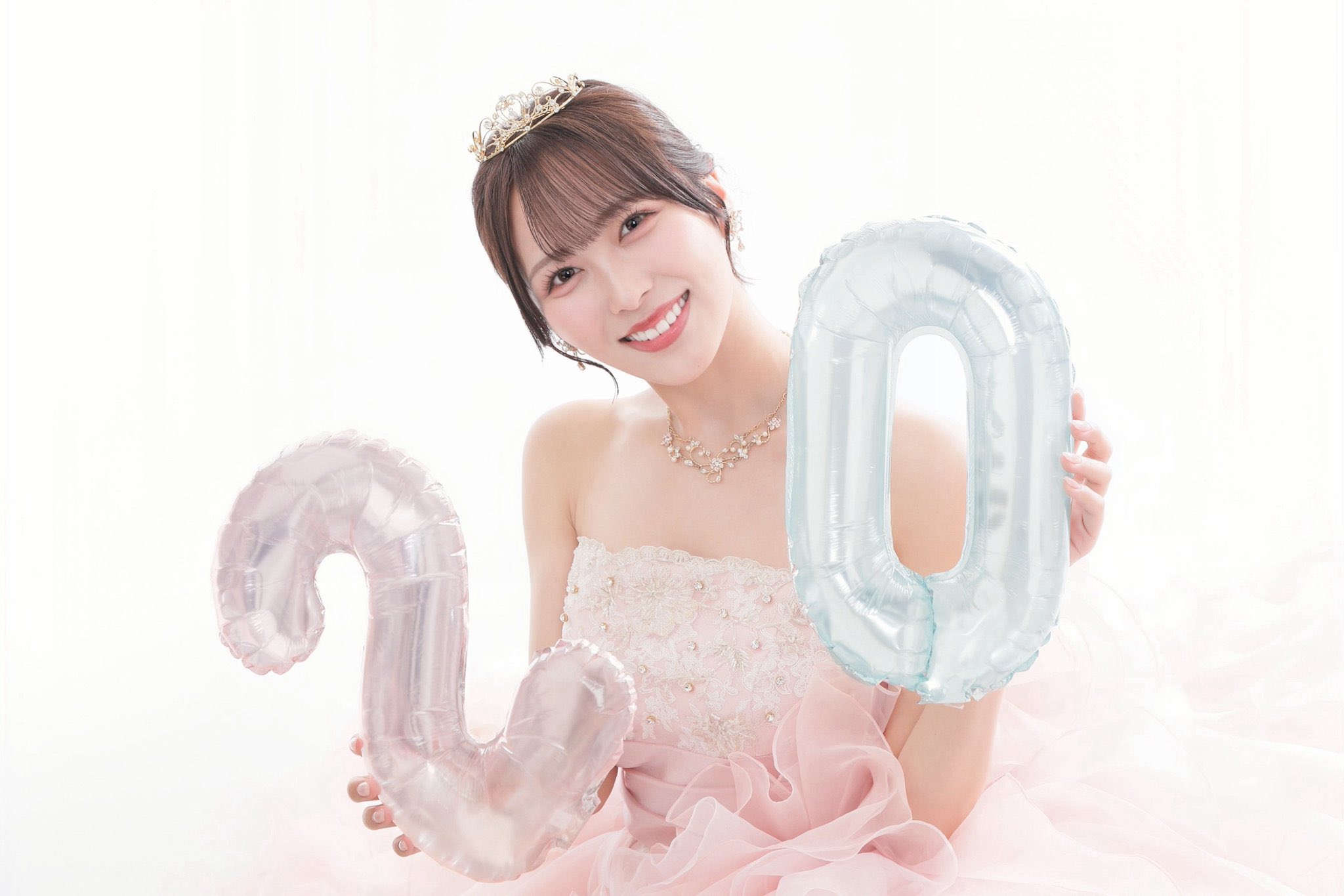 逢田珠里依　直筆サイン入りパネル 逢田珠里依 ニアジョイ ビック生写真 初恋シンデレラ 直筆