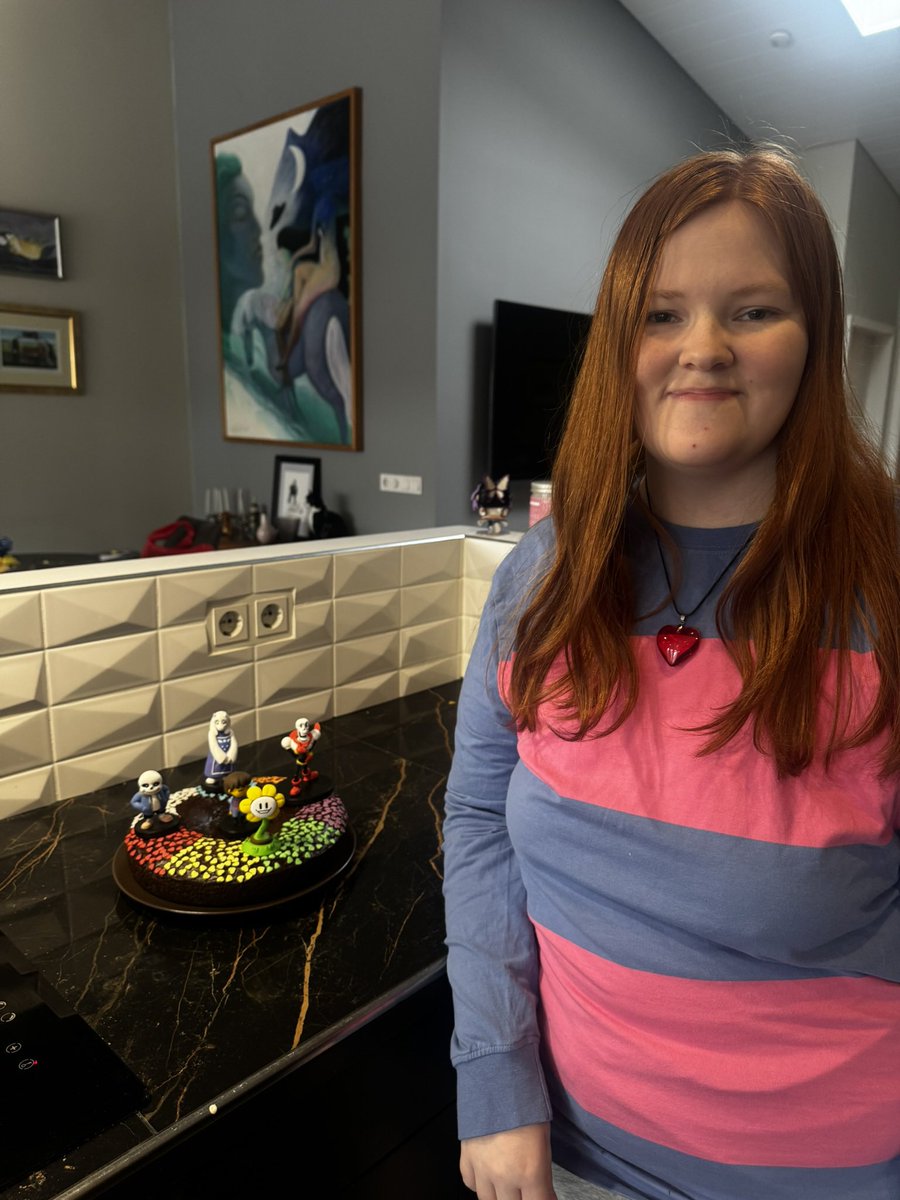 CDreemerr's tweet image. Happy 10th anniversary Undertale