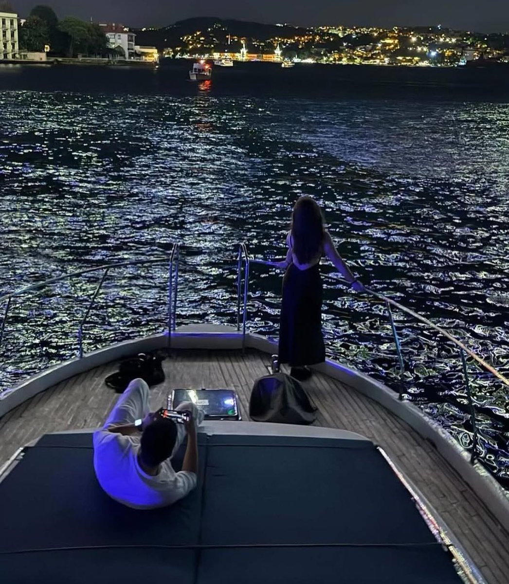 بحر 🌊 tweet media