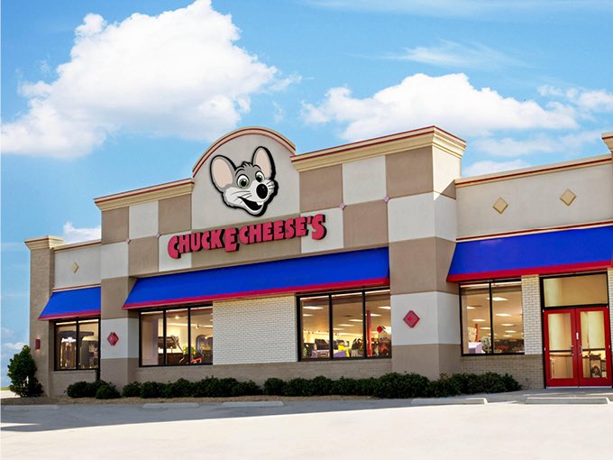 Reply if you went to  Chuck E. Cheese before!