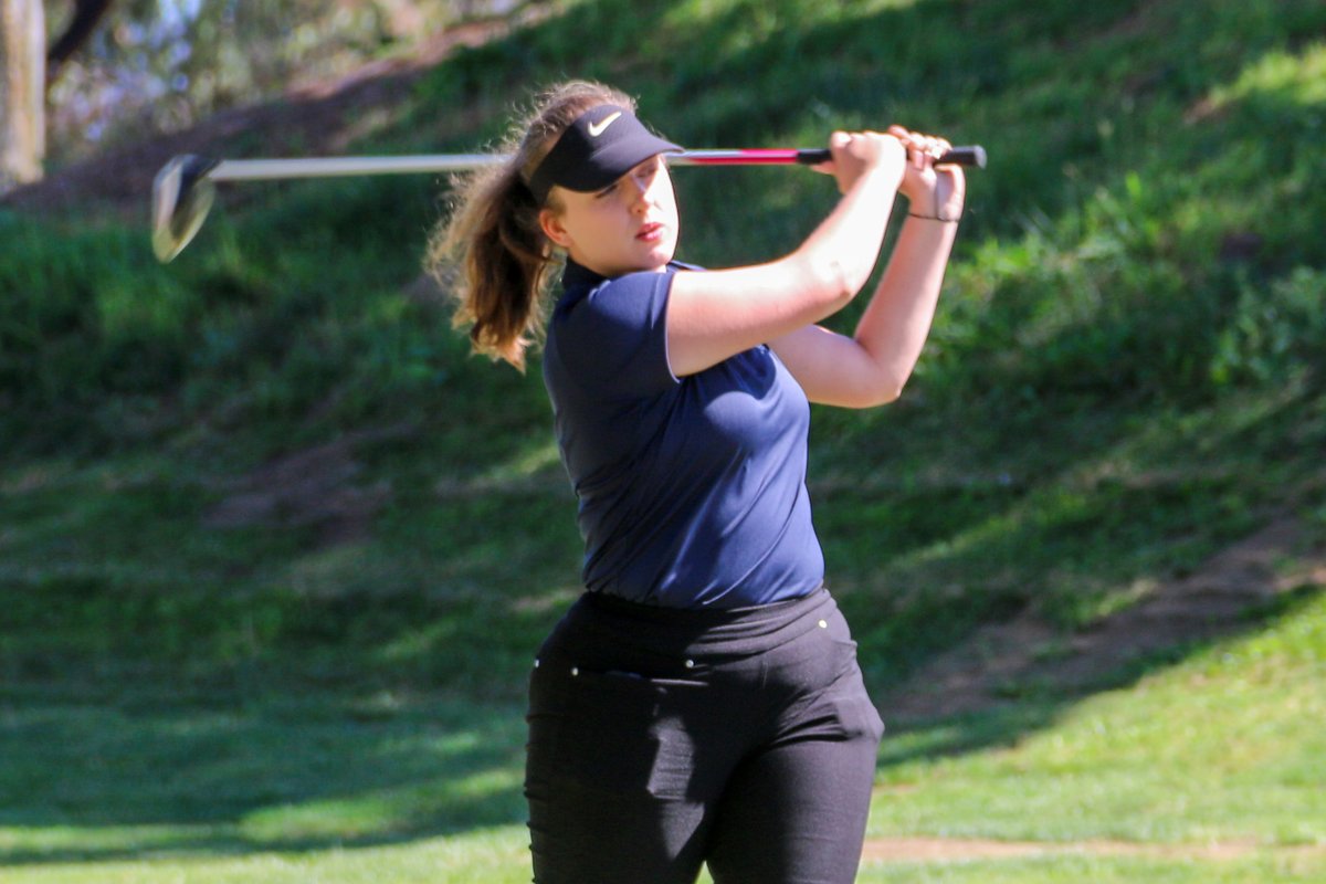 GolfCollege's tweet image. Here's photos from the first Tournament Tuesday of our Fall semester! facebook.com/media/set?vani…