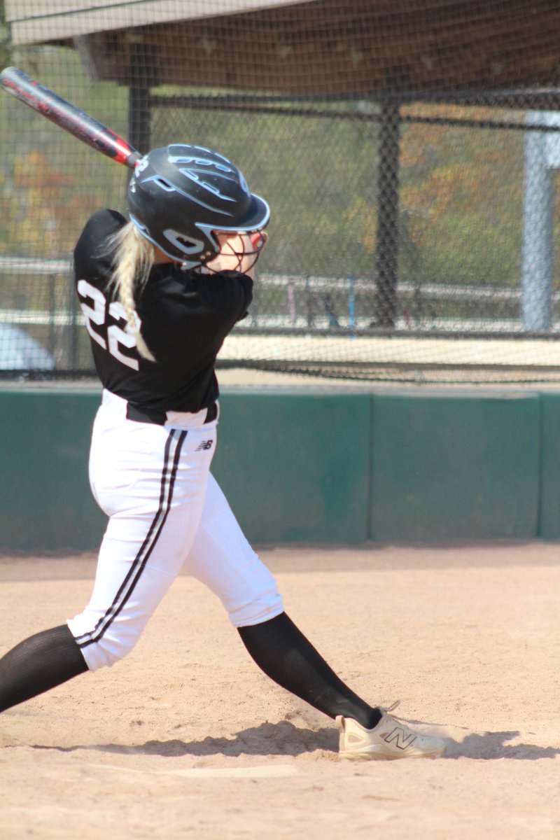 Spent my first weekend with my new team and couldn't be happier. We faced great competition finishing 4-1. I finished lower than I wanted but will improve next weekend at Georgetown College. 375 avg, 2 rbis, 2 runs, 2 sac.