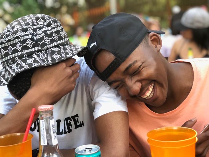 uJesu ma ka fika.  Ku Phela ne political content . Usathi uthi kodwa he is racist ,avele athi,  " I have made every men in my image". Yoh I don't know why God chose me ngoba ai man. I'm too radical for God's gospel 🤣