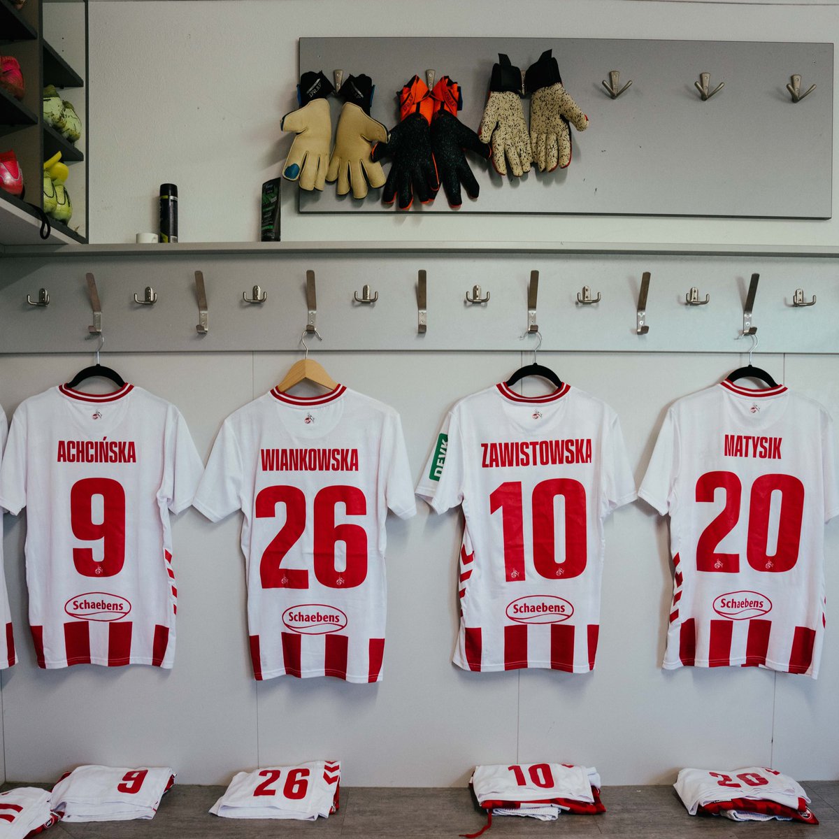 fckoeln_en's tweet photo. Śpij dobrze to our Polish friends! 🇵🇱 #effzeh https://t.co/ZIbNeDENEz