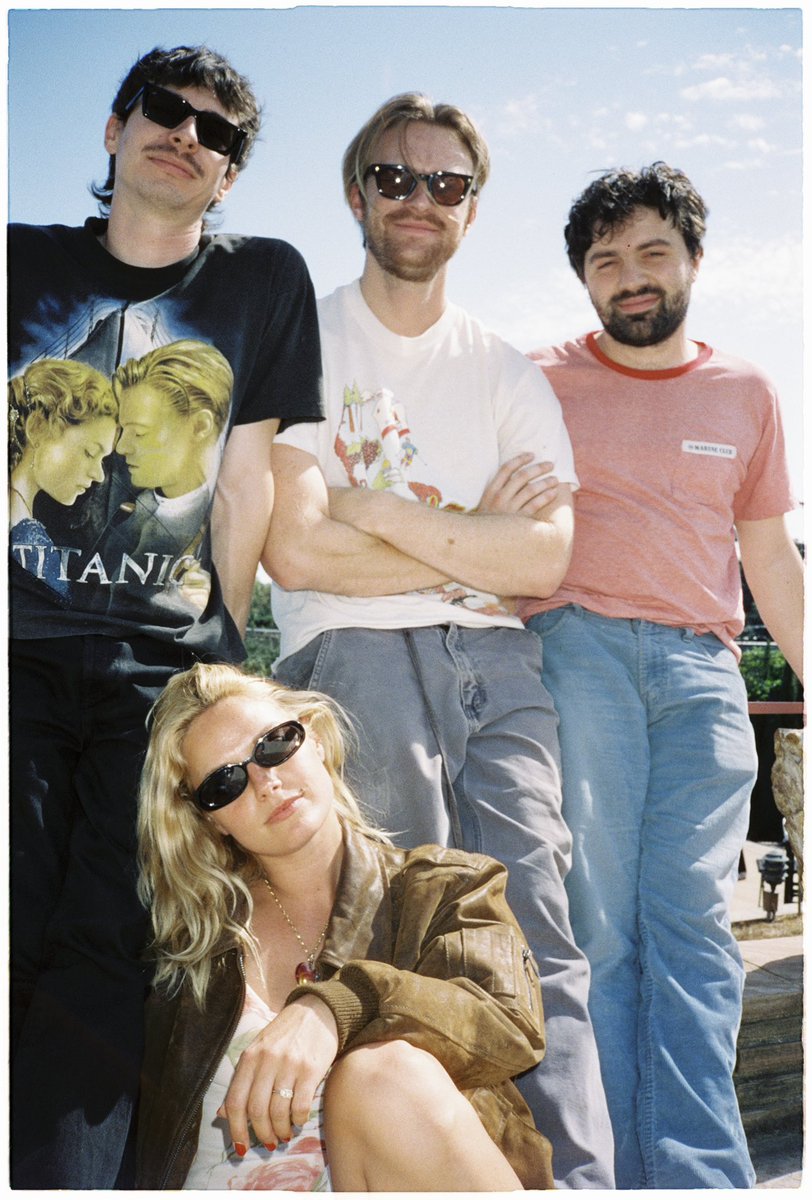 The Favors tweet media