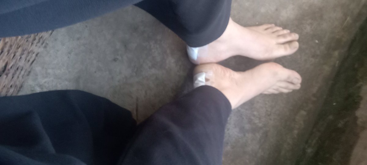 MissGreenChile's tweet photo. Los zapatos más lindos hacen el mayor daño 😩
#piesitos #feet #feetfetısh https://t.co/gigYwfPPvr