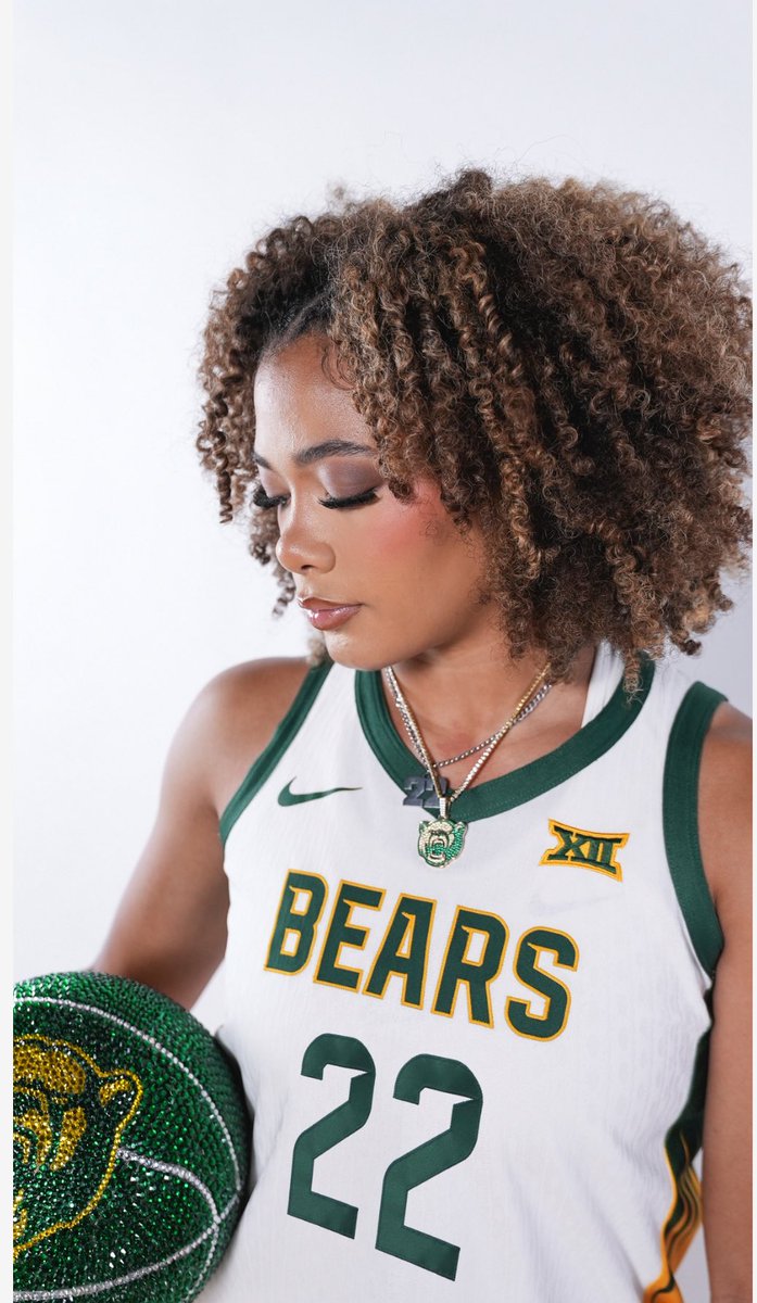 Bella Flemings tweet media