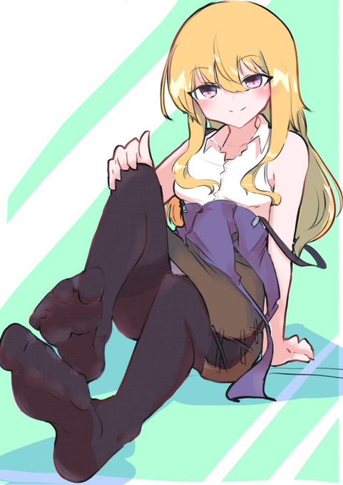 9月に入り気が狂ったように足裏を描いてる 