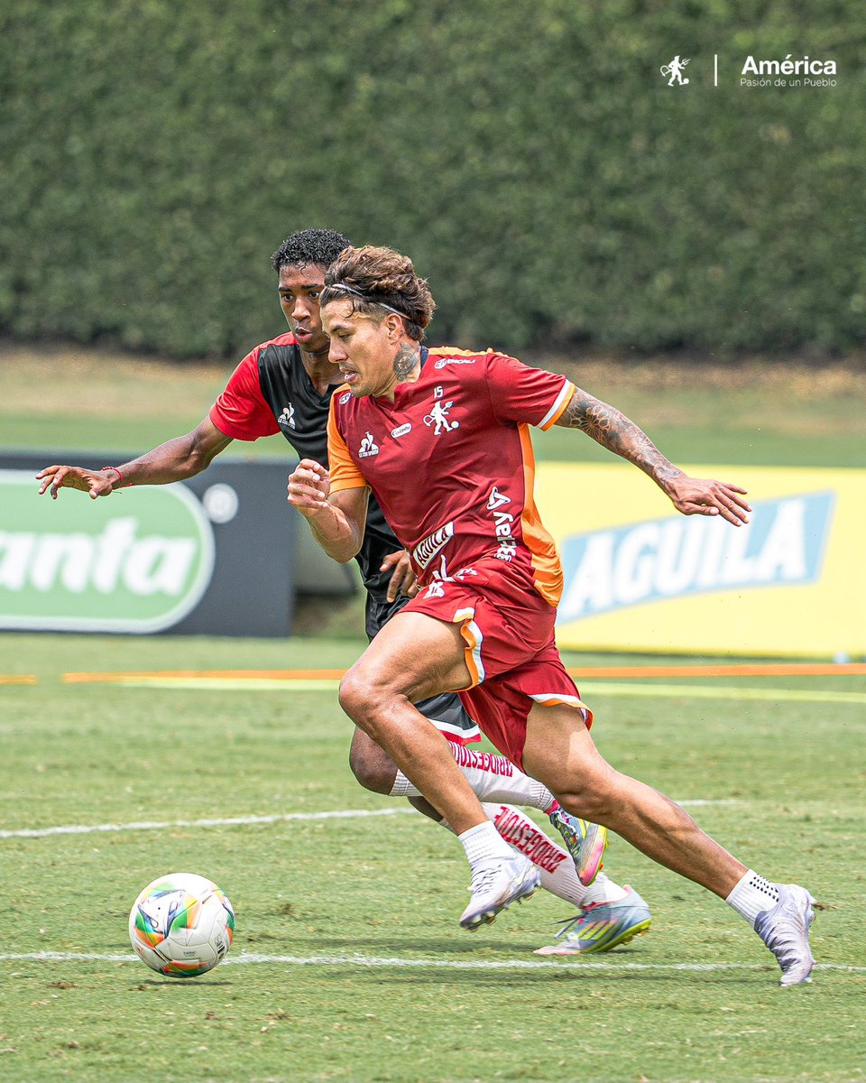 leonelcerrudo's tweet image. 🔴 Que ROA, TELLO Y HERNÁNDEZ, NO SEAN CONVOCADOS, habla del DESESPERO A LA HORA DE CONTRATAR LIBRES, MALA PLANIFICACIÓN Y CADENA DE ERRORES que viene cometiendo @AmericadeCali. Y ADRIÁN RAMOS está porque es él. Si el PROYECTO DEPORTIVO fuese serio no lo hubieran ido a buscar.…